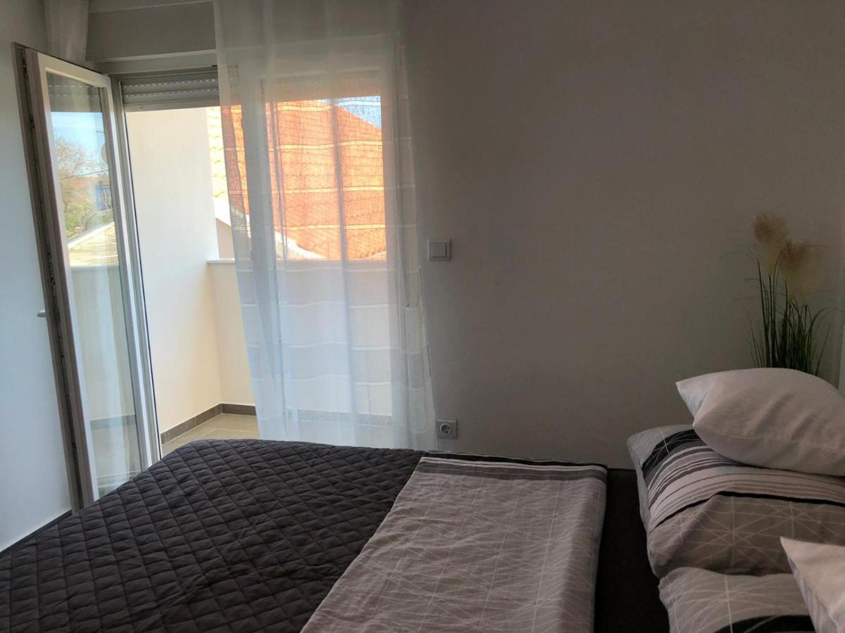 Ferienwohnung Apartman Luce Bibinje Exterior foto