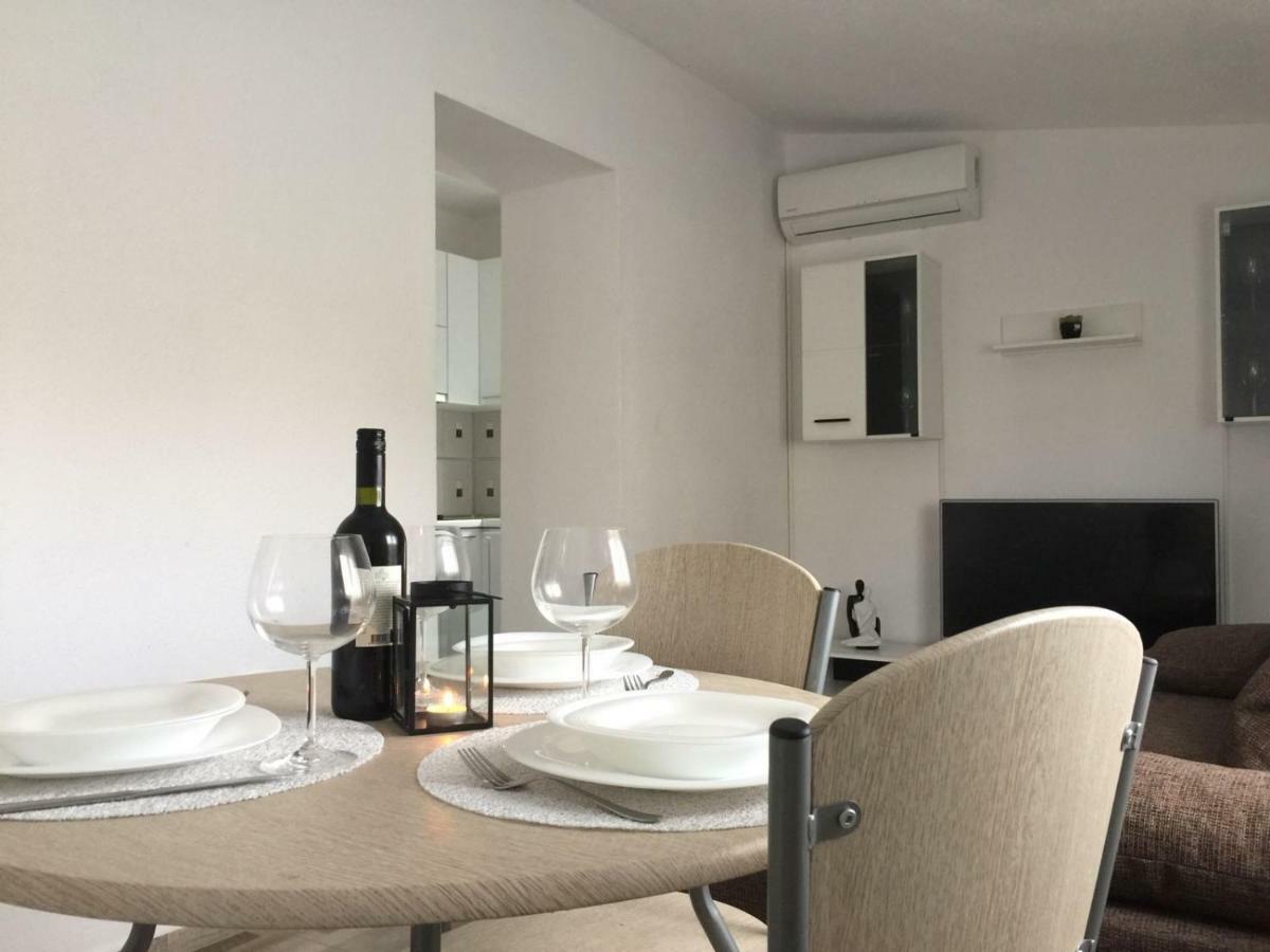 Ferienwohnung Apartman Luce Bibinje Exterior foto